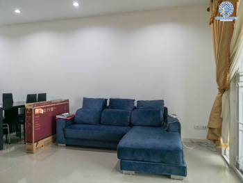 *****ทาวน์เฮ้าส์มือสองย่านปทุมธานี ม.ชวนชื่นทาวน์ รังสิต-คลอง1 เนื้อที่กว้างถึงเกือบ 23 ตร.ว. ฟังก์ชันจัดเต็ม 4 ห้องนอน 3 ห้องน้ำ 2 ที่จอดรถ บนทำเลเข้า-ออกเมืองสะดวก ใกล้รถไฟฟ้าสายสีแดง "สถานีรังสิต" และทางด่วน "อุตราภิมุข"